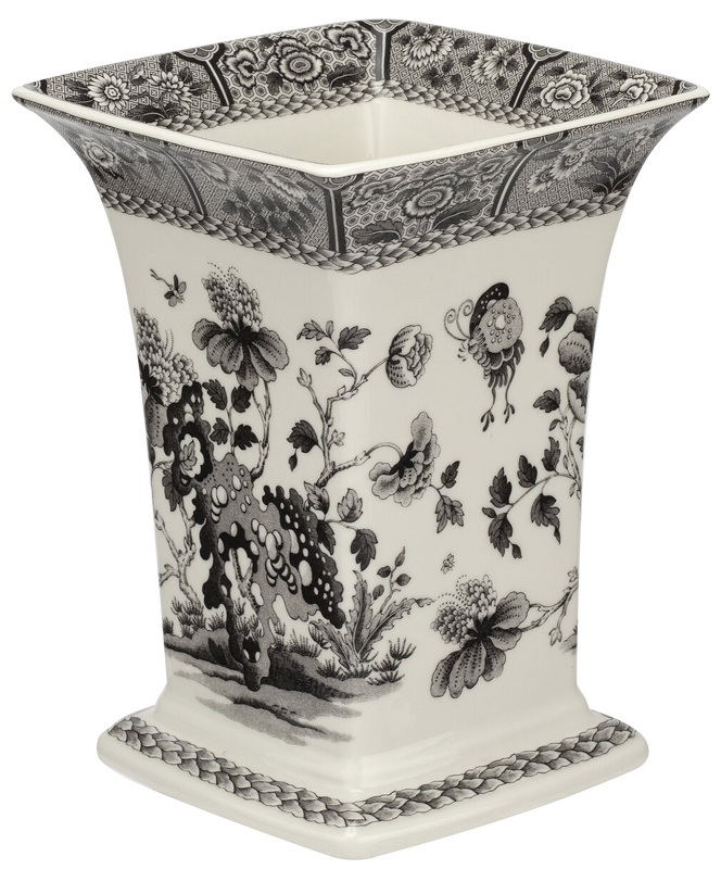 Vase India